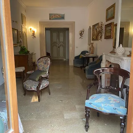 Сasa de vacaciones Dimora Teodolinda Centro Storico *
