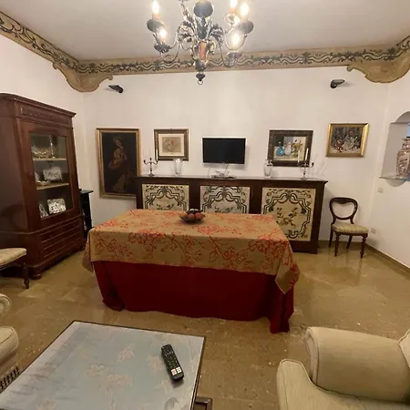 Dimora Teodolinda Centro Storico *